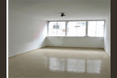 Studio à venda com 28m², 1 quarto e sem vaga