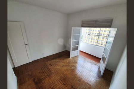 Apartamento à venda com 87m², 1 quarto e sem vaga