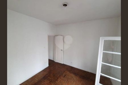 Apartamento à venda com 87m², 1 quarto e sem vaga