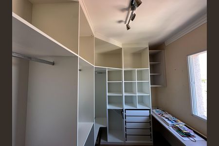 Apartamento para alugar com 74m², 3 quartos e 2 vagasCloset