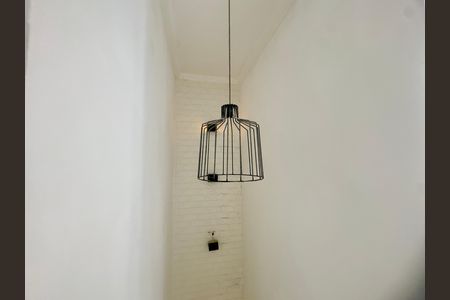 Hall escada de casa para alugar com 2 quartos, 43m² em Cidade Parque Alvorada, Guarulhos
