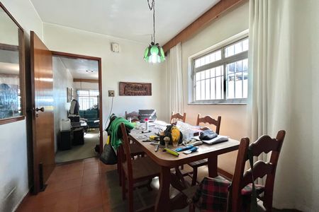 Casa à venda com 130m², 3 quartos e 2 vagas Casa à venda com 130m², 3 quartos e 2 vagasCopa