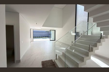 Casa à venda com 4 quartos, 372m² em Colinas da Anhanguera, Santana de Parnaíba