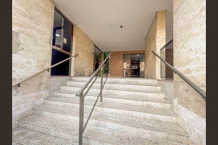 Apartamento à venda com 82m², 2 quartos e 1 vaga