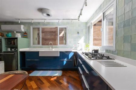 Casa à venda com 3 quartos, 500m² em Vila Sonia, São Paulo