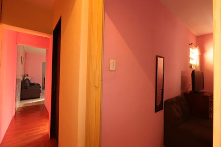 Corredor da Casa 1 de casa à venda com 3 quartos, 225m² em Parque Itrapoã, Santo André