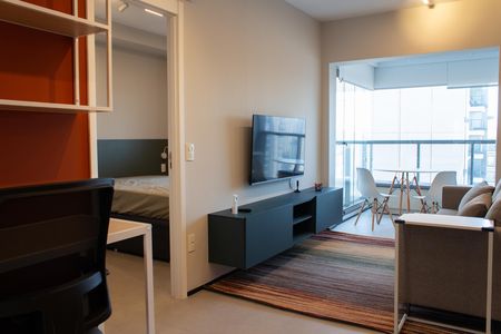 Apartamento para alugar com 1 quarto, 48m² em Santo Amaro, São Paulo