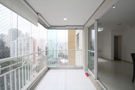 Varanda Gourmet de apartamento para alugar com 2 quartos, 87m² em Vila Andrade, São Paulo