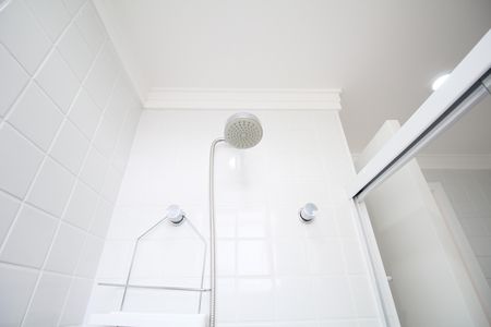 Banheiro da Suíte 1 de apartamento para alugar com 2 quartos, 87m² em Vila Andrade, São Paulo