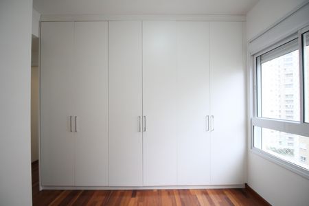 Apartamento para alugar com 87m², 2 quartos e 2 vagasSuíte 1