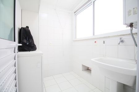 Área de Serviço de apartamento para alugar com 2 quartos, 87m² em Vila Andrade, São Paulo
