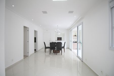 Apartamento para alugar com 87m², 2 quartos e 2 vagasSala