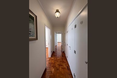 Apartamento à venda com 228m², 5 quartos e 2 vagas