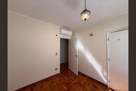 Apartamento à venda com 228m², 5 quartos e 2 vagas