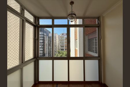 Apartamento à venda com 228m², 5 quartos e 2 vagas