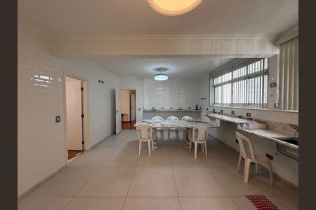 Apartamento à venda com 228m², 5 quartos e 2 vagas