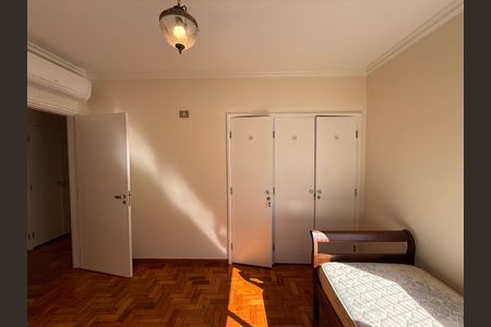 Apartamento à venda com 228m², 5 quartos e 2 vagas