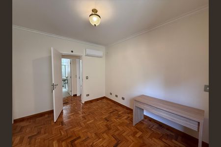 Apartamento à venda com 228m², 5 quartos e 2 vagas