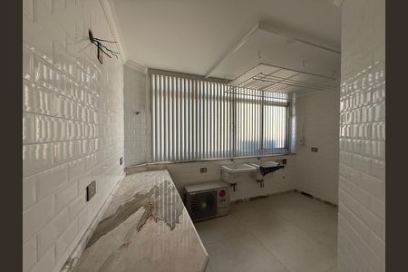 Apartamento à venda com 228m², 5 quartos e 2 vagas