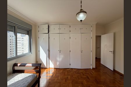 Apartamento à venda com 228m², 5 quartos e 2 vagas