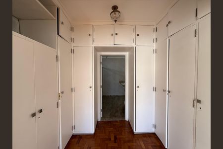 Apartamento à venda com 228m², 5 quartos e 2 vagas