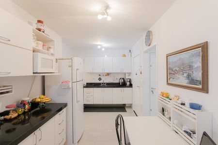 Apartamento à venda com 79m², 2 quartos e 1 vaga Apartamento à venda com 79m², 2 quartos e 1 vagaCozinha