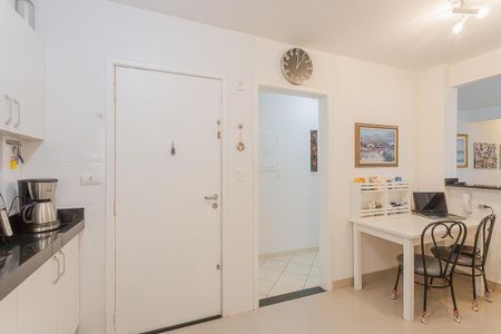 Apartamento à venda com 79m², 2 quartos e 1 vaga Apartamento à venda com 79m², 2 quartos e 1 vagaCozinha