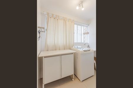 Apartamento à venda com 79m², 2 quartos e 1 vaga Apartamento à venda com 79m², 2 quartos e 1 vagaÁrea de Serviço