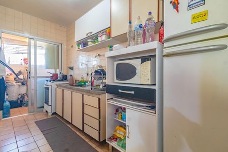 Cozinha de apartamento à venda com 2 quartos, 54m² em Parque Imperial, São Paulo