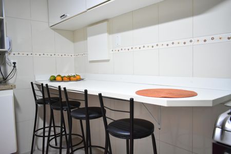 Cozinha de apartamento à venda com 2 quartos, 62m² em Planalto Paulista, São Paulo
