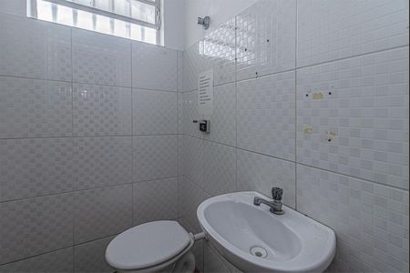 Casa para alugar com 560m², 10 quartos e 10 vagas Casa para alugar com 560m², 10 quartos e 10 vagasbanheiro social 3_1