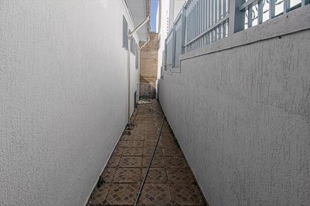 Casa para alugar com 560m², 10 quartos e 10 vagas Casa para alugar com 560m², 10 quartos e 10 vagascorredor lateral_2