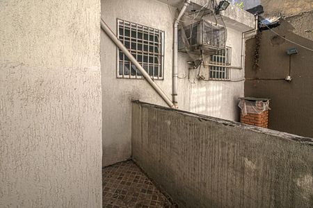 Casa para alugar com 560m², 10 quartos e 10 vagas Casa para alugar com 560m², 10 quartos e 10 vagassacada no quintal_2