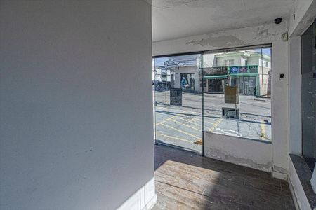 Casa para alugar com 560m², 10 quartos e 10 vagas Casa para alugar com 560m², 10 quartos e 10 vagashall de entrada_2