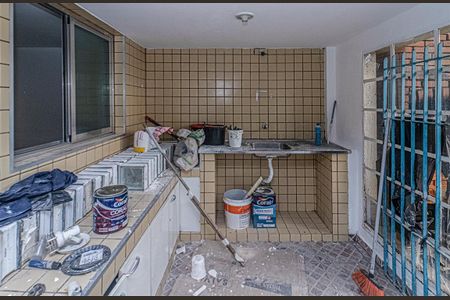 Casa para alugar com 560m², 10 quartos e 10 vagas Casa para alugar com 560m², 10 quartos e 10 vagaspassgem para o quintal_2