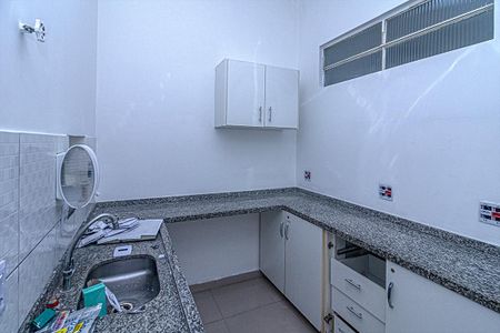 Casa para alugar com 560m², 10 quartos e 10 vagas Casa para alugar com 560m², 10 quartos e 10 vagascozinha_1