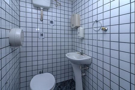 Casa para alugar com 560m², 10 quartos e 10 vagas Casa para alugar com 560m², 10 quartos e 10 vagasbanneiro social 5_1