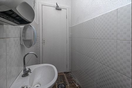 Casa para alugar com 560m², 10 quartos e 10 vagas Casa para alugar com 560m², 10 quartos e 10 vagasbanheiro socia 2_4