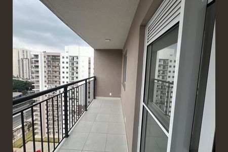 Apartamento para alugar com 44m², 2 quartos e sem vagaSacada