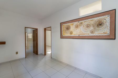 Casa à venda com 360m², 5 quartos e 3 vagas Casa à venda com 360m², 5 quartos e 3 vagasSala 1