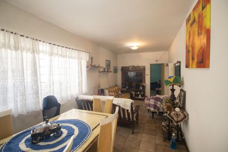 Casa à venda com 4 quartos, 1300m² em Horto Florestal, São Paulo