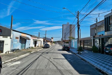 Vista da Rua de casa para alugar com 2 quartos, 168m² em Guilhermina, Praia Grande
