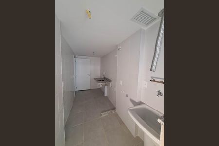 Cozinha e Área de Serviço de apartamento à venda com 3 quartos, 80m² em Icaraí, Niterói