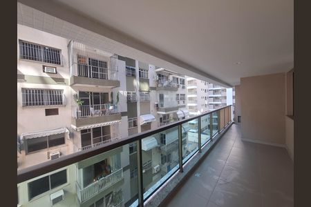 Varanda de apartamento à venda com 3 quartos, 80m² em Icaraí, Niterói
