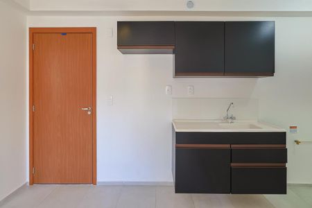 Cozinha de apartamento para alugar com 2 quartos, 34m² em Morumbi, São Paulo