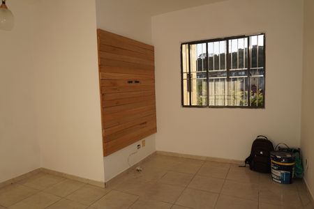 Apartamento para alugar com 2 quartos, 53m² em Jardim Vitória, Embu das Artes