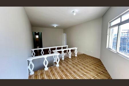 Casa para alugar com 80m², 3 quartos e 1 vaga Casa para alugar com 80m², 3 quartos e 1 vagaSala