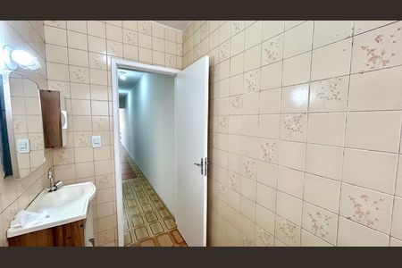 Casa para alugar com 80m², 3 quartos e 1 vaga Casa para alugar com 80m², 3 quartos e 1 vagaBanheiro