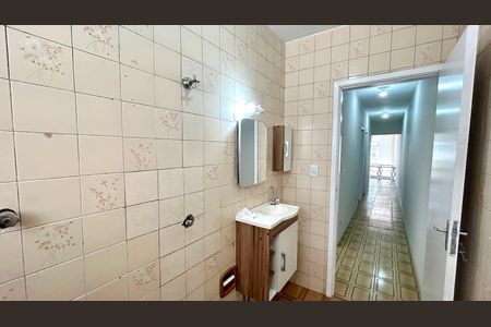 Casa para alugar com 80m², 3 quartos e 1 vaga Casa para alugar com 80m², 3 quartos e 1 vagaBanheiro