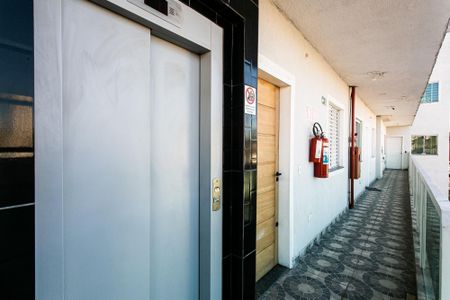 Apartamento à venda com 50m², 2 quartos e 1 vaga Apartamento à venda com 50m², 2 quartos e 1 vagaÁrea Comum - Elevador